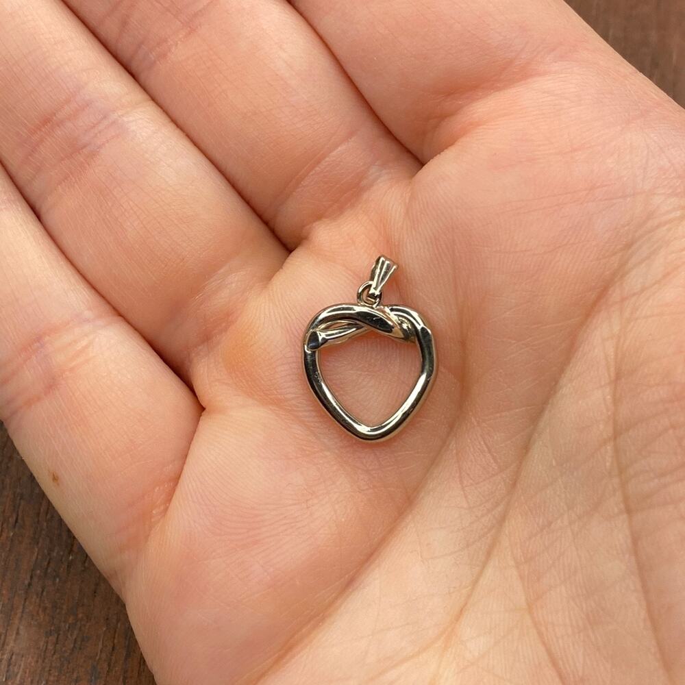 Vintage 925 Sterling Silver Heart Pretzel Twist Open Design Pendant Charm